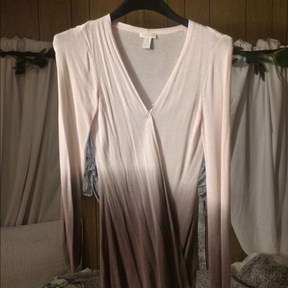 Chico's Sweaters - Chico’s size 0 dipped color cardigan.